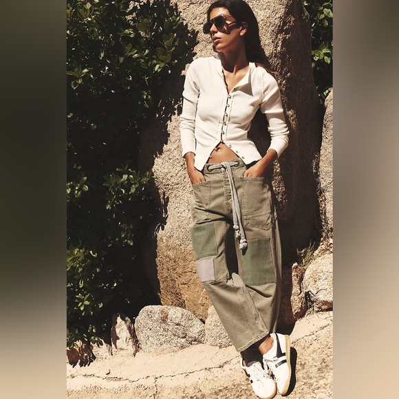 NWOT FREE PEOPLE WE THE FREE Moxie Pull-On Barrel Jeans | Army MSRP $148 - Picture 7 of 13